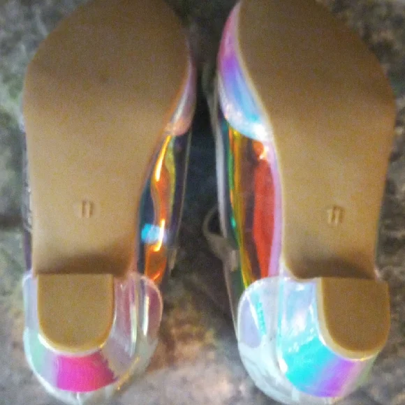 Disney Iridescent Kids' Dress Shoes with Bow - Picture 3 of 3